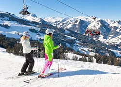 Snowboarden-und-Skifahren-in-Kitzbuehel Snowboarden-und-Skifahren-in-Kitzbuehel